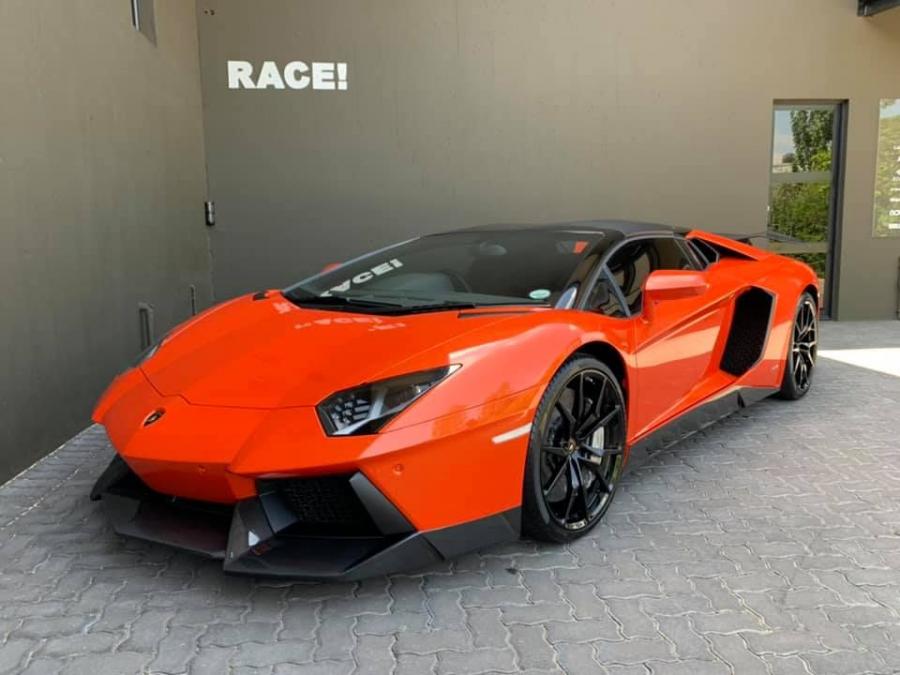  Lamborghini Aventador LP700-4 by RACE! 2019 года  (фото 1 из 11)